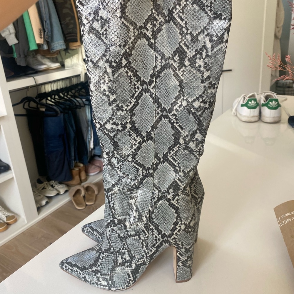 Steve Madden gray snakeskin boots